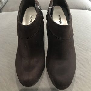 Xappeal brown ankle boots.